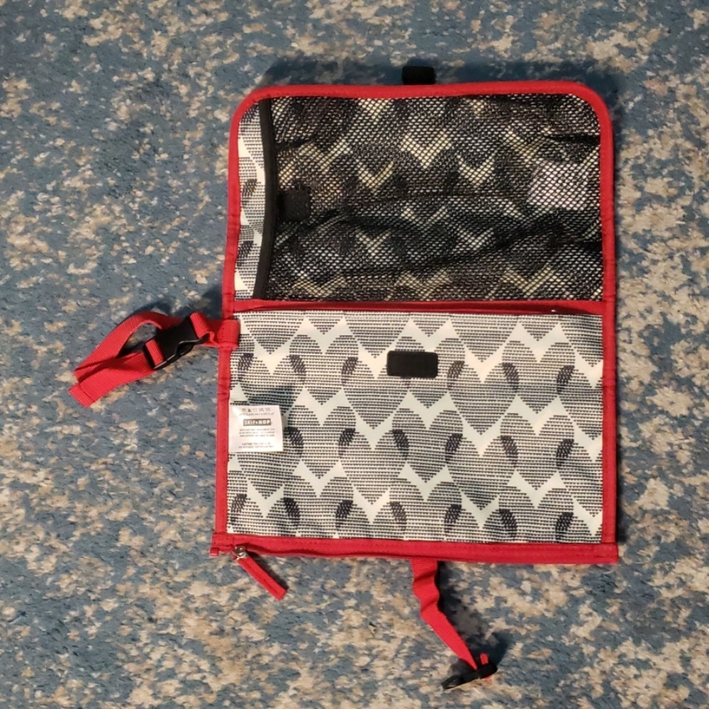STOCKING STUFFER Skip Hop Makeup  Accessories Travel Bag